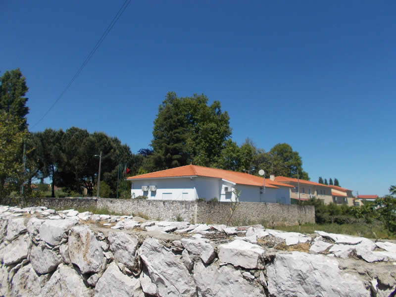 Limpeza do Telhado do Centro de Saúde