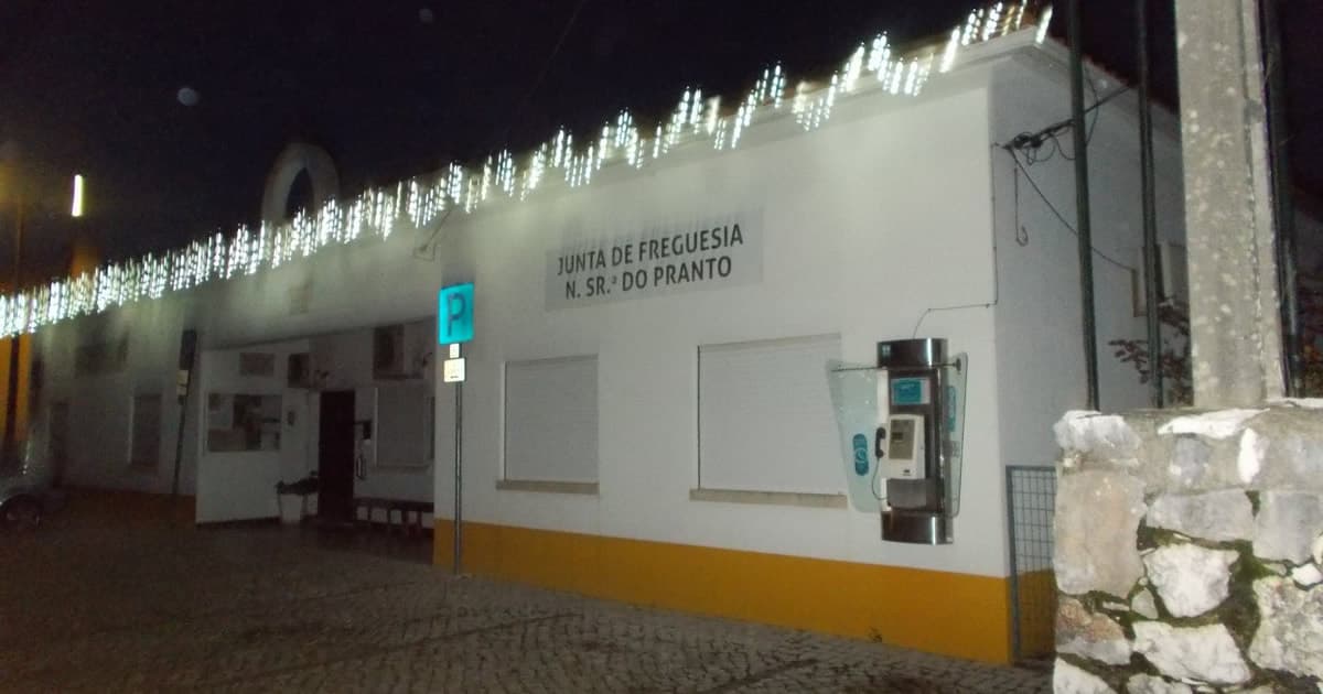 Iluminação de Natal volta a dar brilho à Freguesia de Nossa Senhora do Pranto